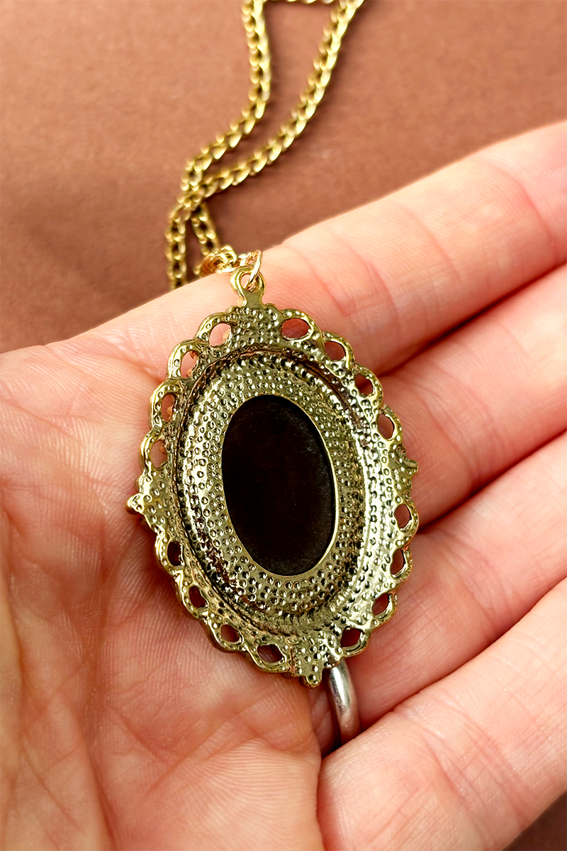 PL X RI - Portrait #Archive price