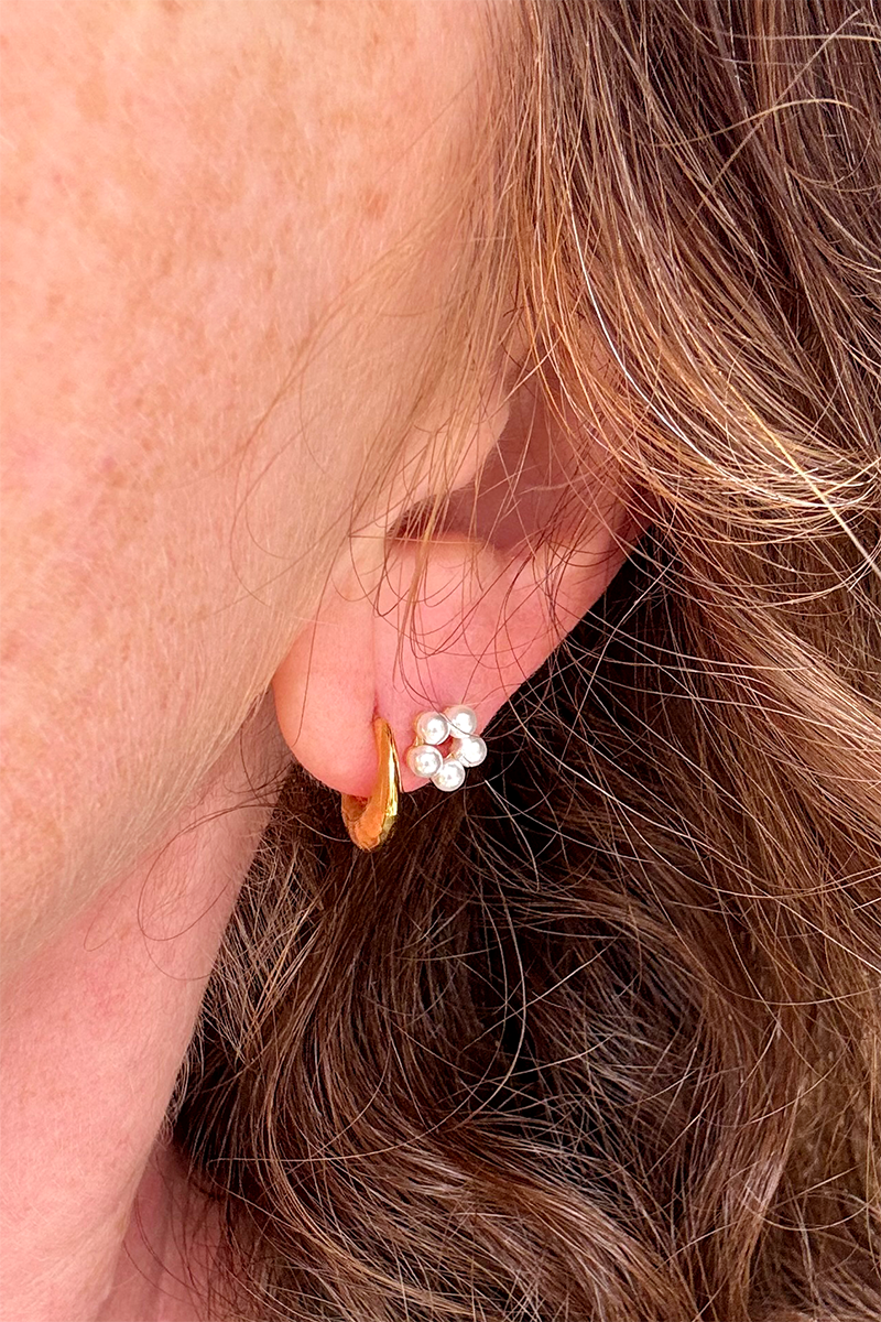 PEARLY FLORA